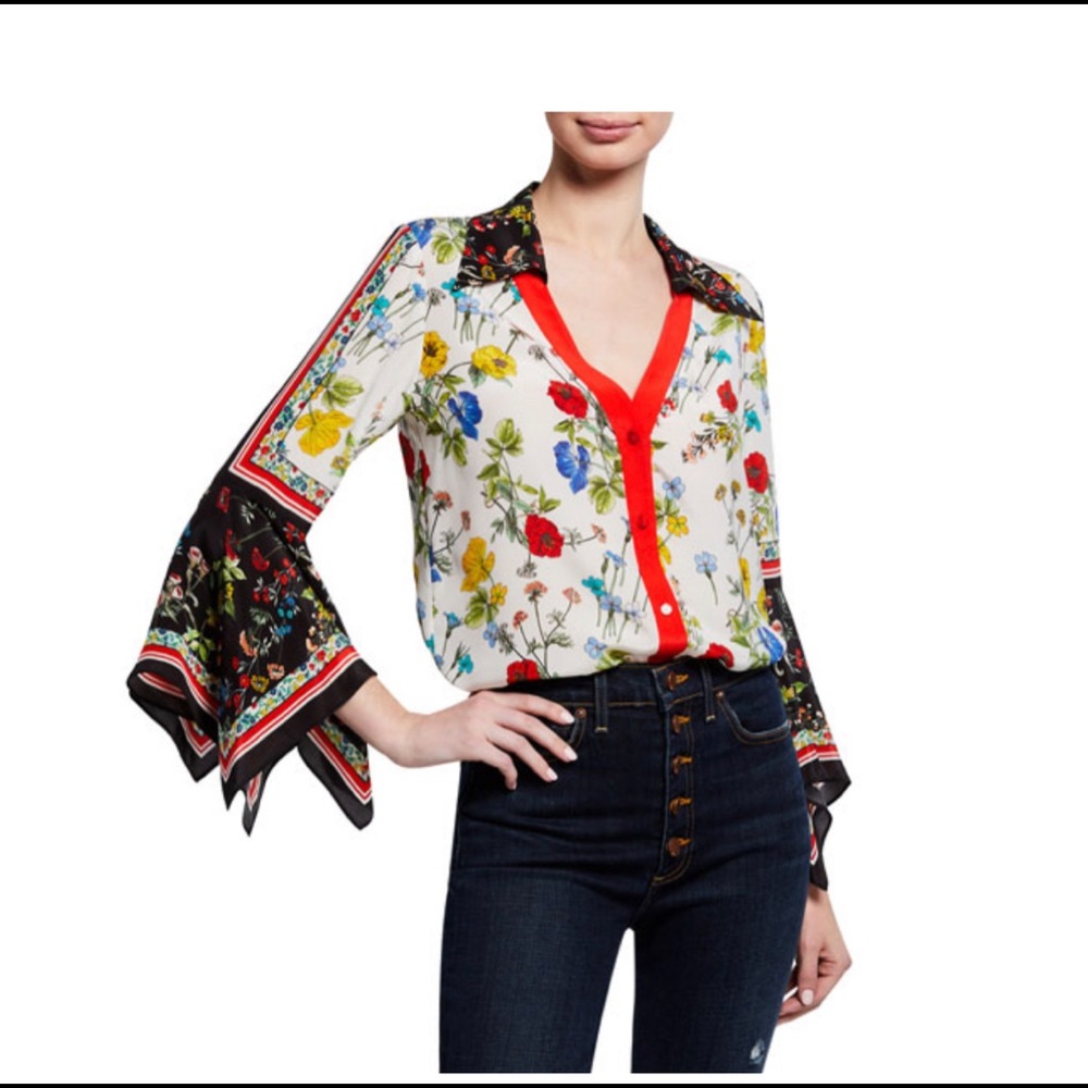 EUC. Alice+Olivia Randa Bell sleeve, mixed floral,  button front blouse.  Sz M